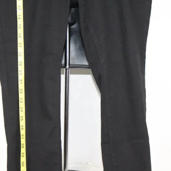 TAHARI - Picture 3 of 9